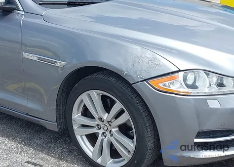 2013 Jaguar Xj из США, поврежденный, VIN SAJWJ1CD4D8V46305